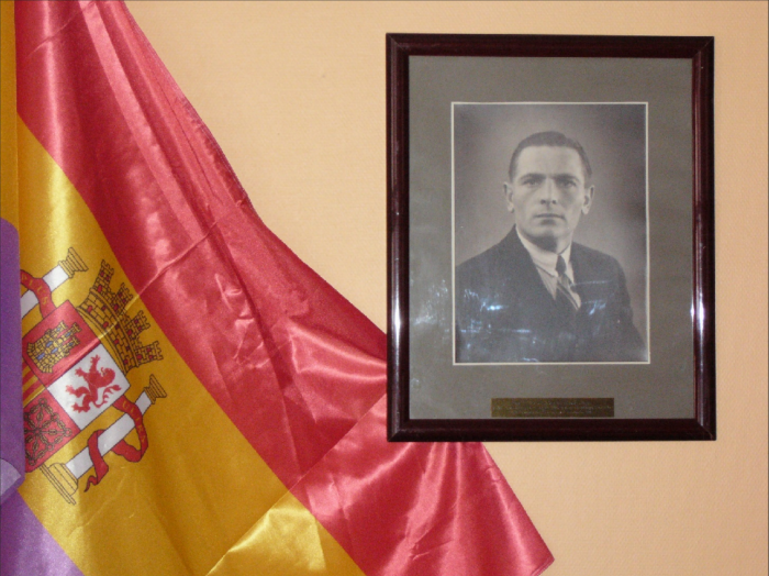 Den første som falt - borgerkrigen I Spania
