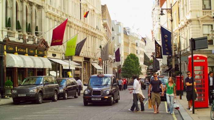 ■	Eiendom og handlegater i London er blitt attraktive kjøpemål for regjeringen. Foto: Visit London.com