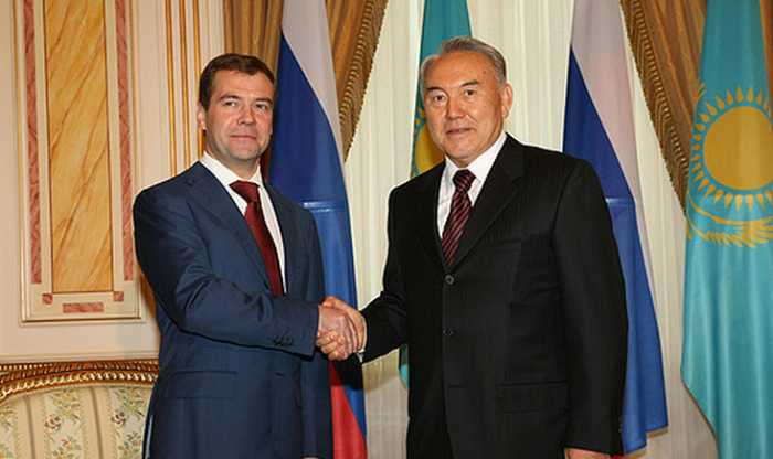 Tidligere president i Russland, Dimitry Mededev og Nursultan Nazarbaev i Astana, Kasakhstan 2008			Foto: Kremlin