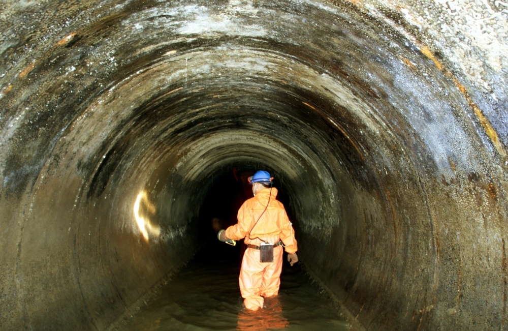 Vann- og avløpsvesenet i Oslo har tidligere arrangert turer for byens borgere i Oslos kloakk under Kongensgate. Foto: Heiko Junge / SCANPIX